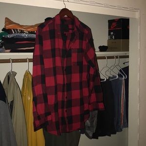 RED FLANNEL WITH TWO ZIPPERS ON THE SIDE